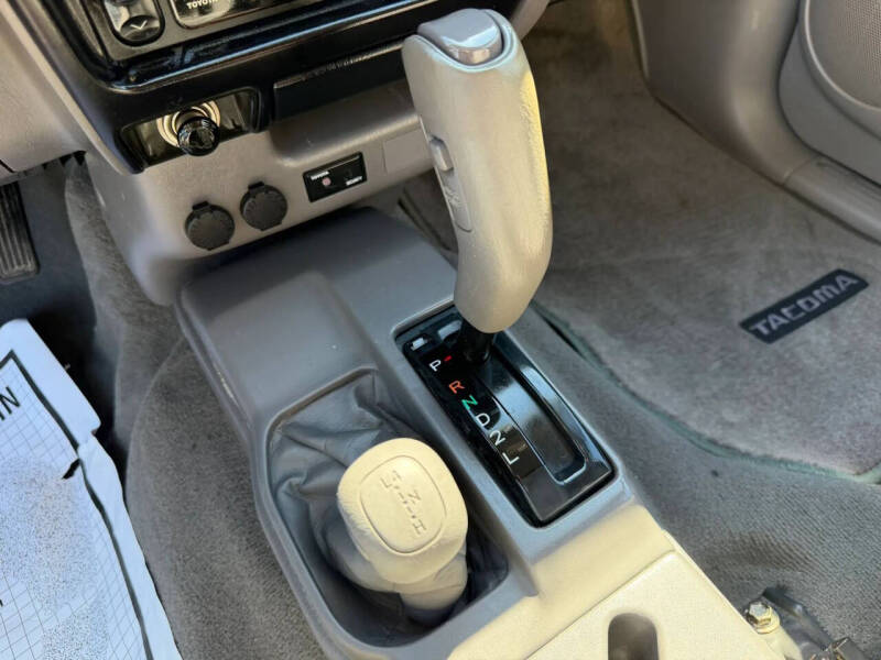 2003 Toyota Tacoma V6