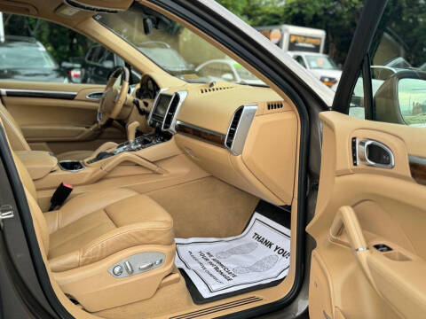 2012 Porsche Cayenne Tiptronic