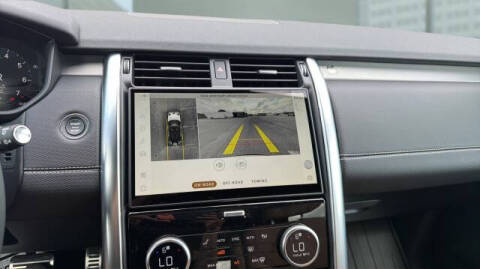 2026 Land Rover Discovery P300 Dynamic SE