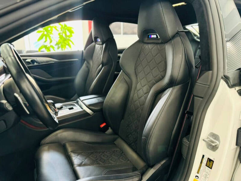 2022 BMW M8 Competition