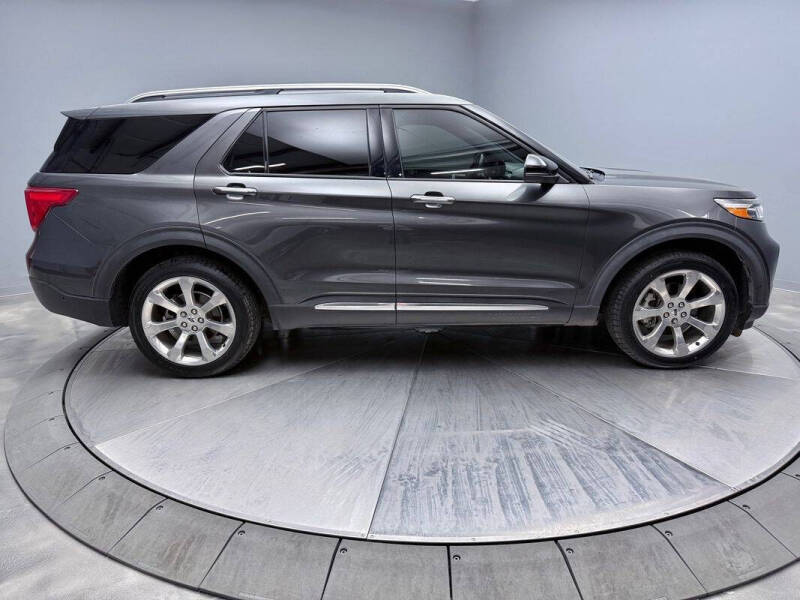 2020 Ford Explorer Platinum