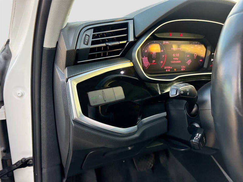 2021 Audi Q3 quattro S line Premium 45 TFSI