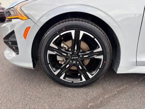 2023 Kia K5