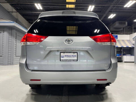 2012 Toyota Sienna