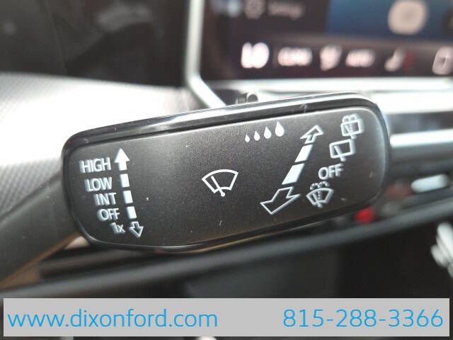 2025 Volkswagen Golf GTI SE