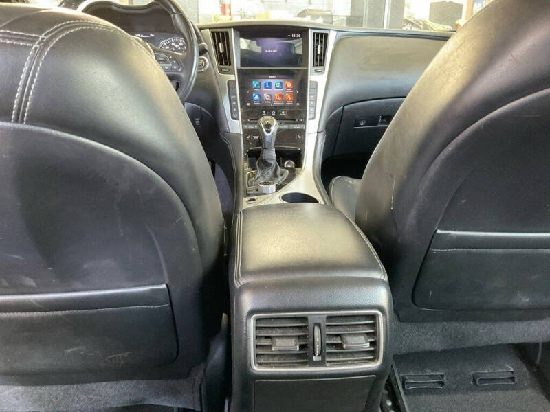 2022 Infiniti Q50 Luxe