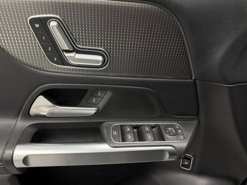 2021 Mercedes-Benz GLB GLB 250 4MATIC