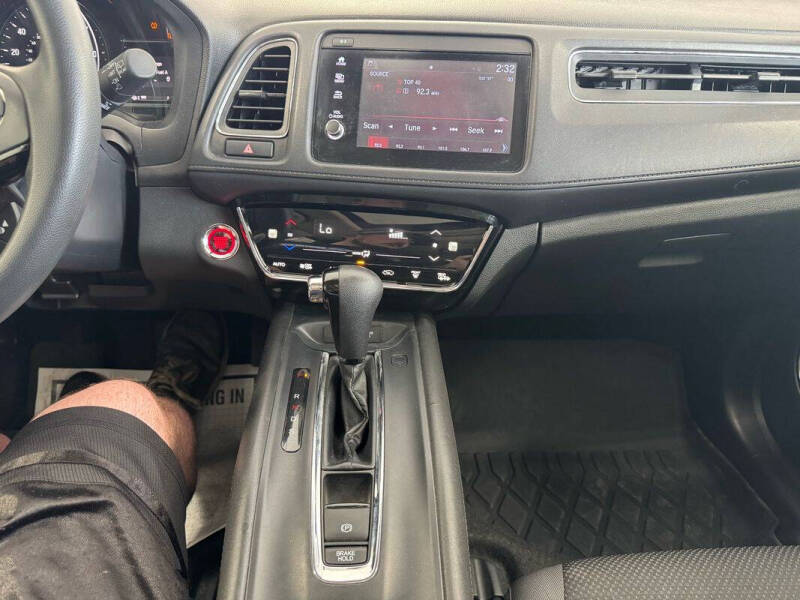 2022 Honda HR-V EX