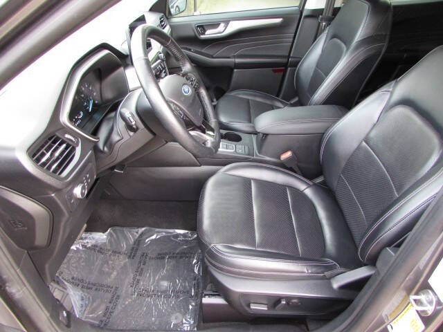 2021 Ford Escape SEL