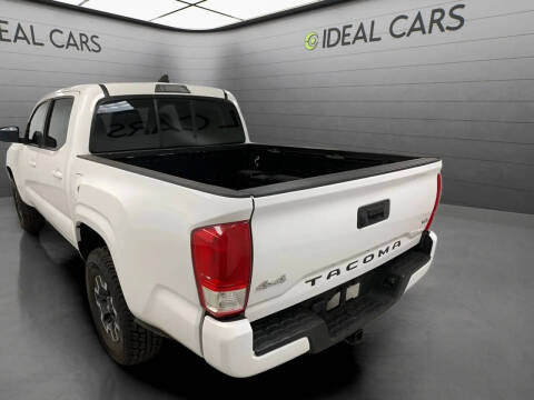 2017 Toyota Tacoma SR V6