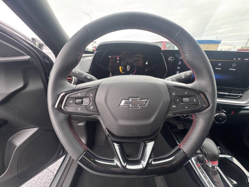 2025 Chevrolet Trax RS