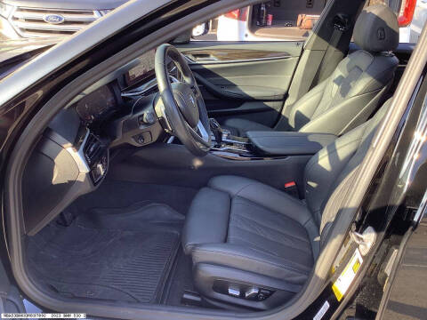 2023 BMW 5 Series 530i