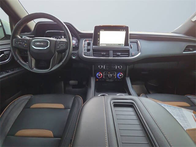 2023 GMC Yukon XL AT4