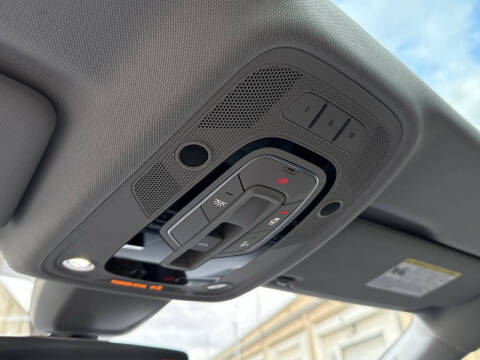 2017 Audi A4 2.0T quattro Premium Plus