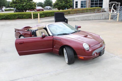 2004 Ford Thunderbird Deluxe