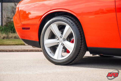 2008 Dodge Challenger SRT8