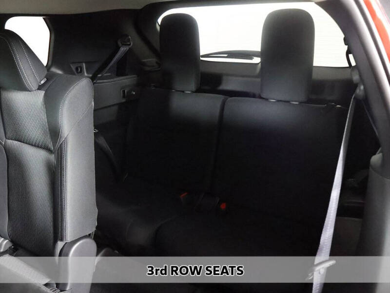 2025 Mitsubishi Outlander ES