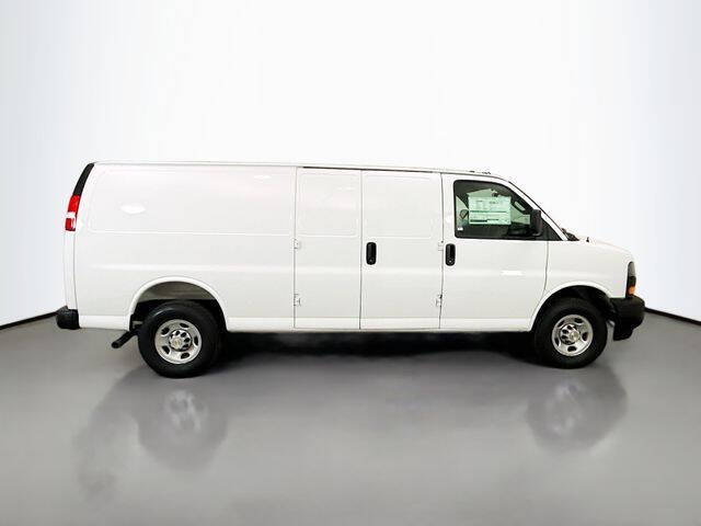 2026 Chevrolet Express 2500