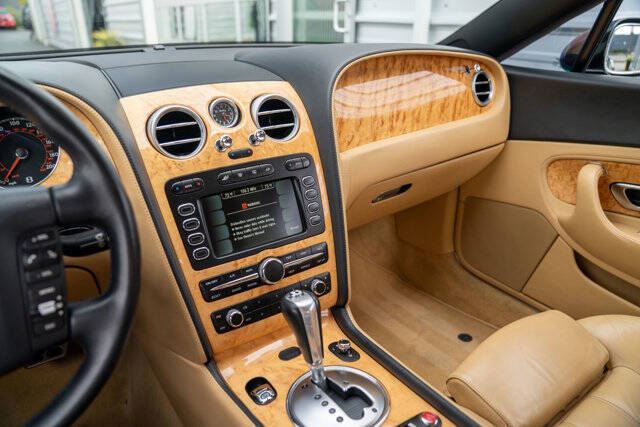 2005 Bentley Continental 19