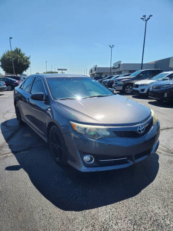 2014 Toyota Camry SE