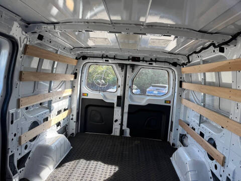 2025 Ford Transit