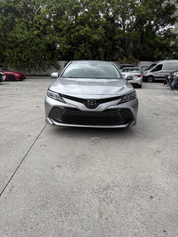 2018 Toyota Camry LE
