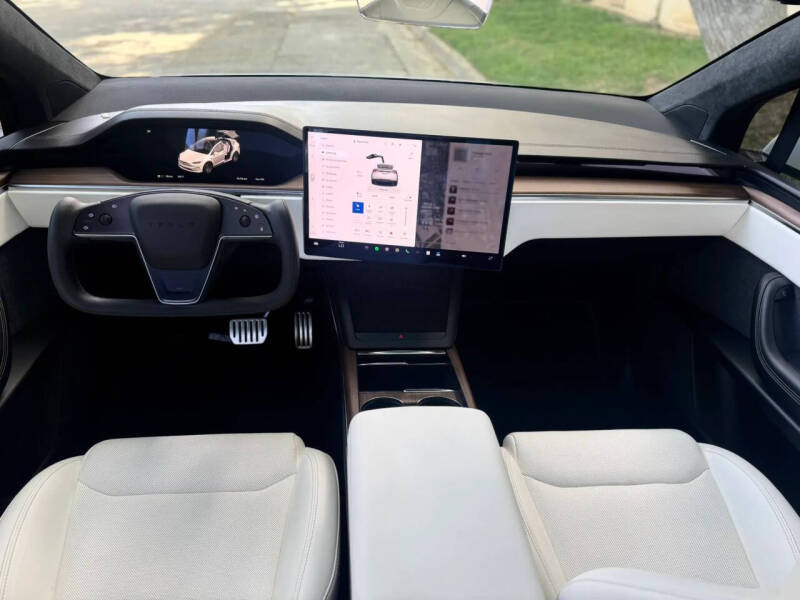 2024 Tesla Model X