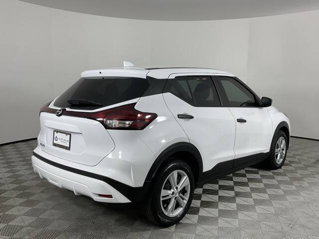 2024 Nissan Kicks S