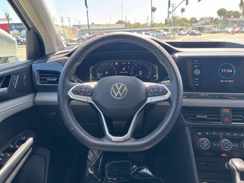 2023 Volkswagen Taos SEL 4Motion