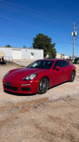 2016 Porsche Panamera 4 Edition