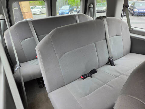 2012 Ford E-Series E-350 SD XLT