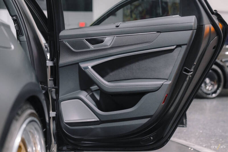 2022 Audi RS 6 Avant 4.0T quattro Avant