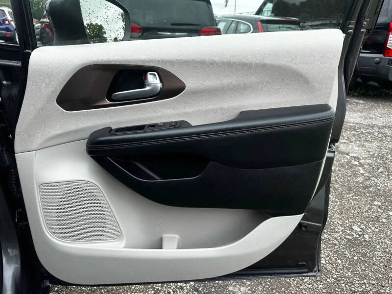 2017 Chrysler Pacifica