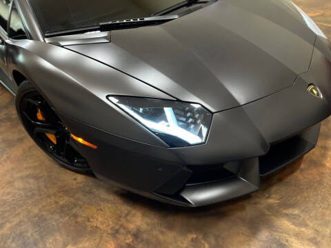 2012 Lamborghini Aventador LP 700-4
