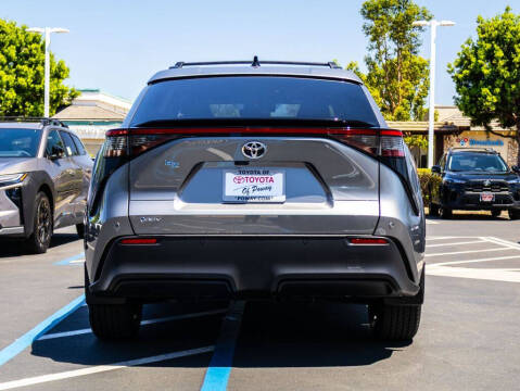 2026 Toyota bZ XLE Plus