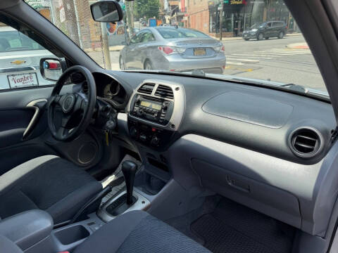 2002 Toyota RAV4