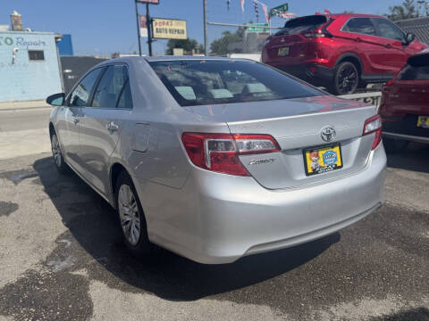 2014 Toyota Camry LE