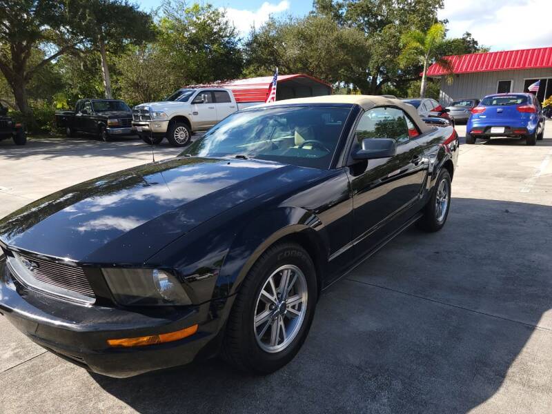 2005 Ford Mustang for sale at STEPANEK'S AUTO SALES & SERVICE INC. in Vero Beach FL