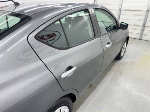 2019 Nissan Versa