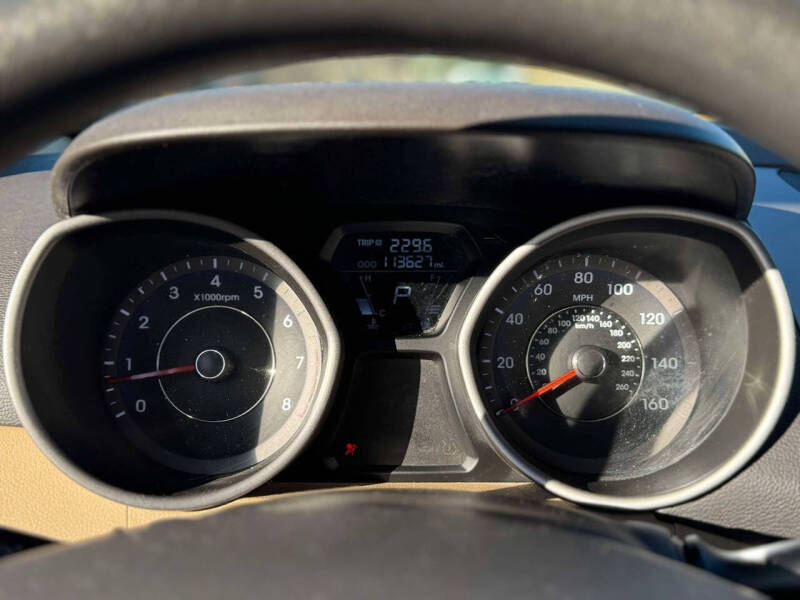 2011 Hyundai Elantra GLS