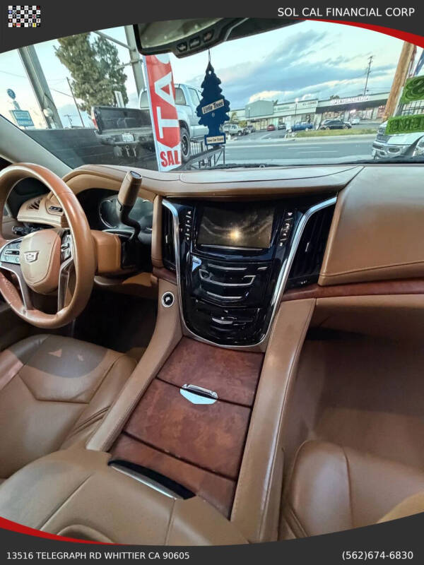2016 Cadillac Escalade Platinum