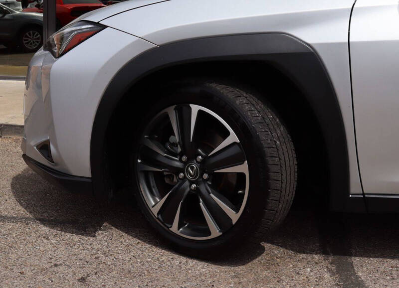 2019 Lexus UX 200
