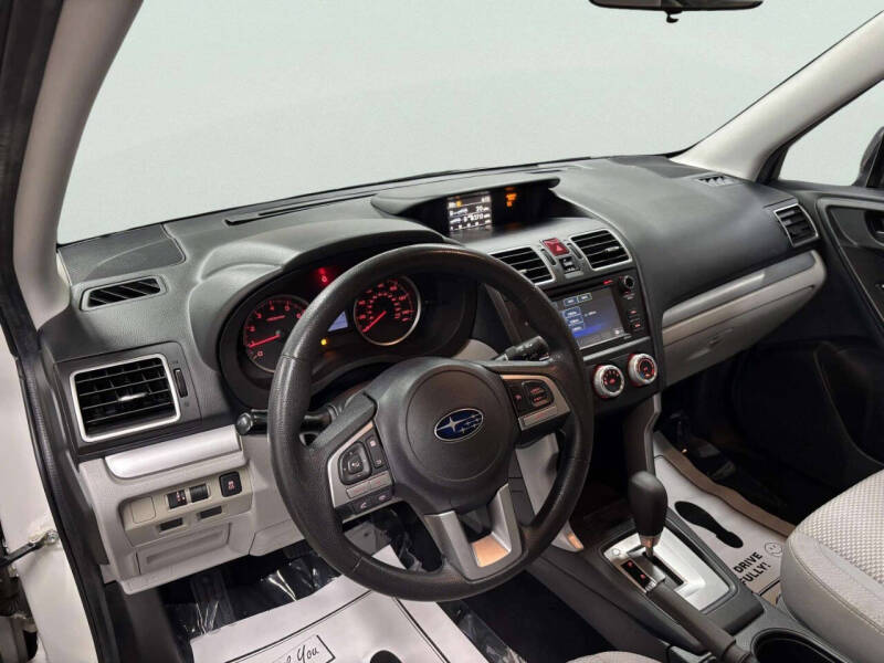 2017 Subaru Forester 2.5i