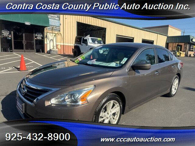 2013 Nissan Altima for sale in Pittsburg, CA