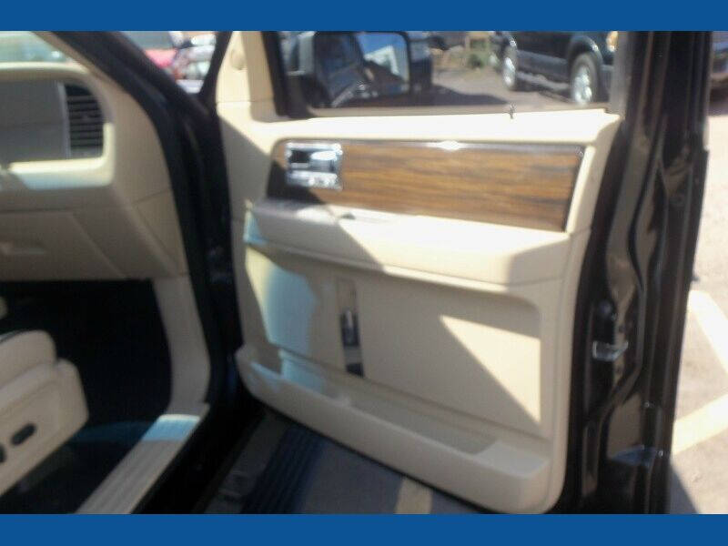 2008 Lincoln Navigator