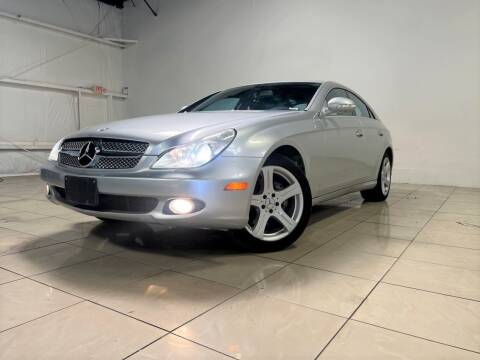 2006 Mercedes-Benz CLS for sale at ROADSTERS AUTO in Houston TX