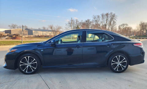 2020 Toyota Camry SE