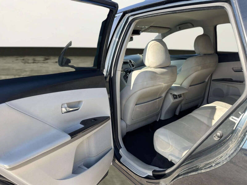 2013 Toyota Venza LE