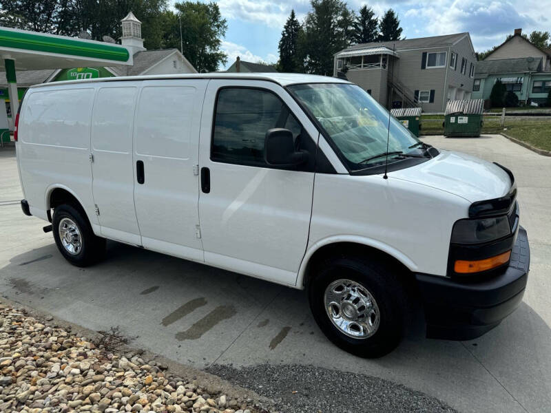 2018 Chevrolet Express Cargo Work Van photo 12