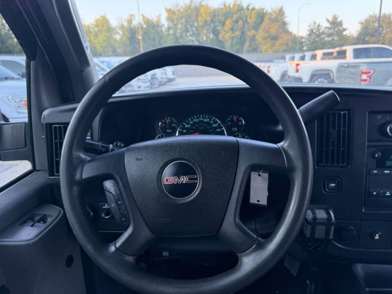 2018 GMC Savana 2500